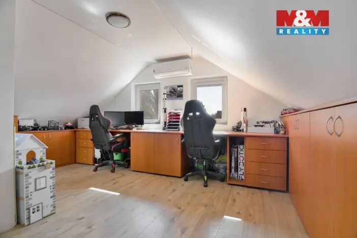 Prodej rodinného domu, Nové Dvory, 190 m2