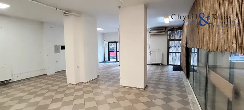 Pronájem obchodního prostoru, Přerov, nám. Svobody, 105 m2