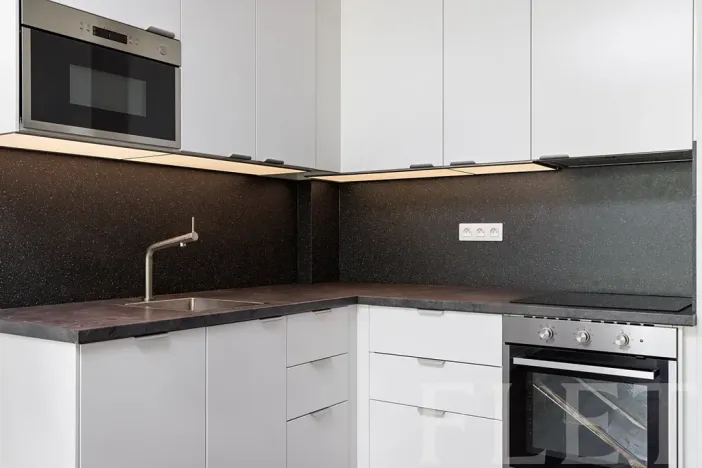 Pronájem bytu 2+kk, Praha - Žižkov, V domově, 50 m2