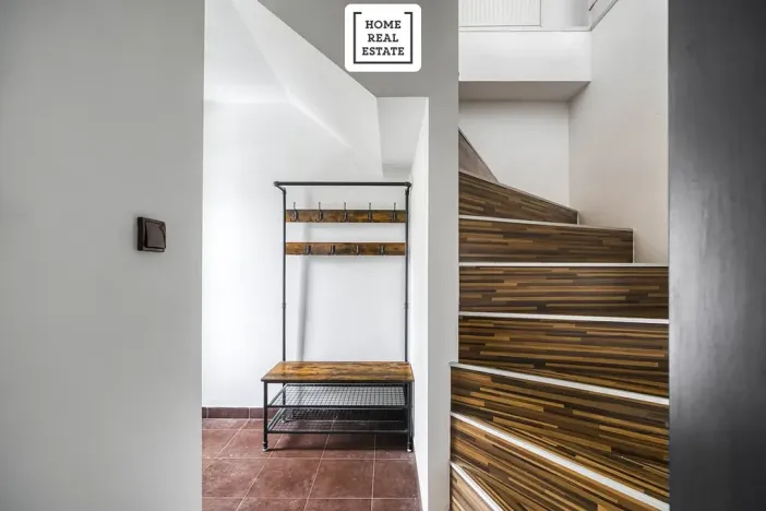 Pronájem rodinného domu, Praha - Dolní Měcholupy, U svornosti, 117 m2