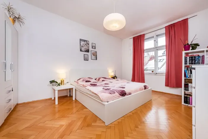 Pronájem bytu 2+1, Praha - Kobylisy, U třešňovky, 68 m2