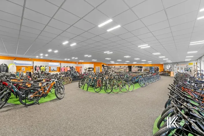 Prodej obchodního prostoru, Pardubice, Přeloučská, 779 m2