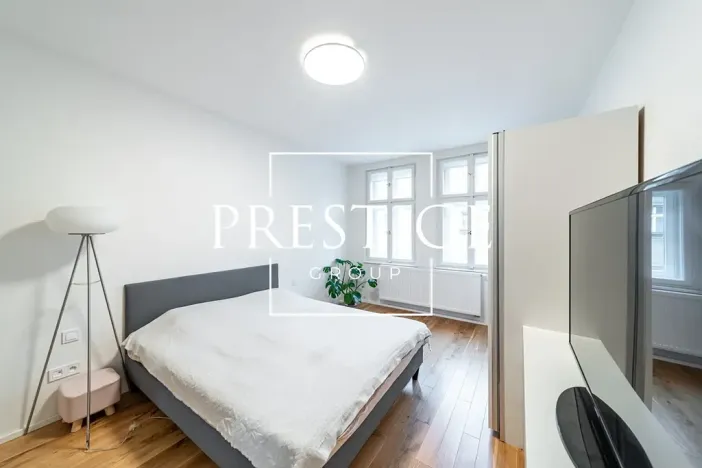 Pronájem bytu 2+kk, Praha - Smíchov, Plzeňská, 45 m2
