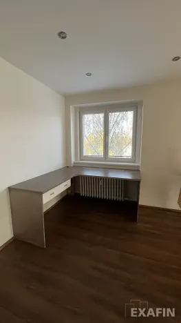 Pronájem bytu 3+kk, Praha - Kobylisy, Služská, 82 m2