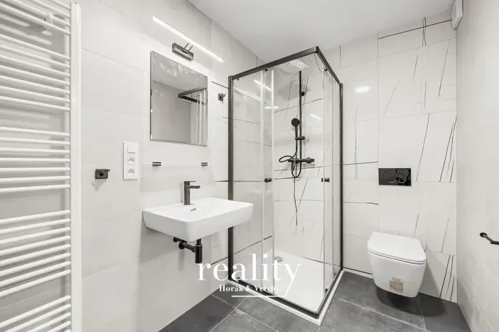 Pronájem bytu 2+kk, Jihlava, Na Nivách, 66 m2