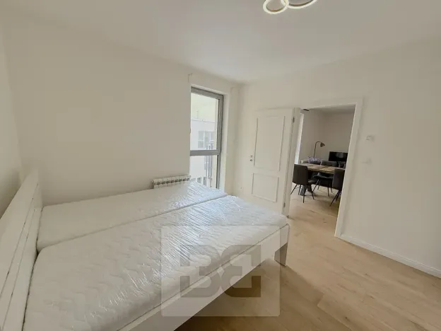 Pronájem bytu 2+kk, Praha - Vinohrady, Varšavská, 48 m2