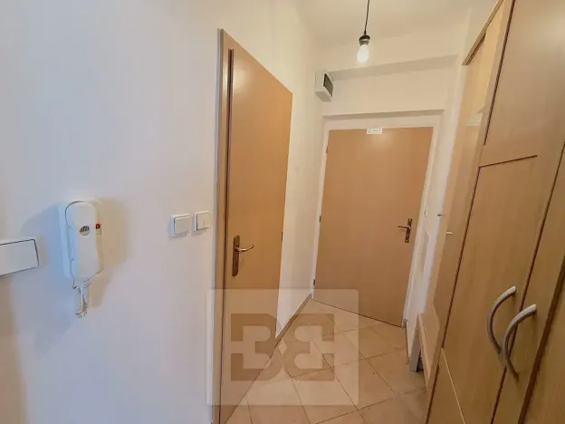 Pronájem bytu 1+kk, Praha - Radotín, Zbynická, 30 m2