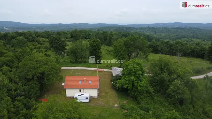 Prodej komerčního pozemku, Rakovica, Chorvatsko, 70904 m2