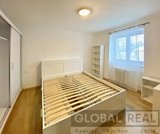 Pronájem bytu 2+1, Jihlava, Vrchlického, 51 m2