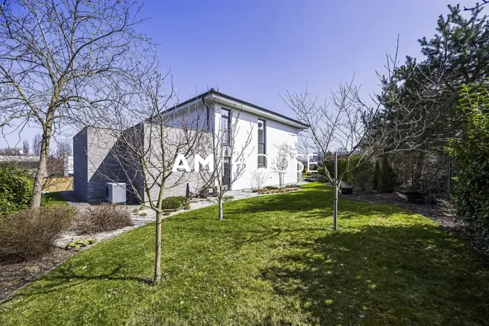 Prodej rodinného domu, Praha - Pitkovice, Křemenáčová, 330 m2