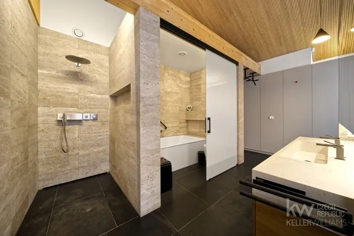 Prodej rodinného domu, Loučná pod Klínovcem, 486 m2