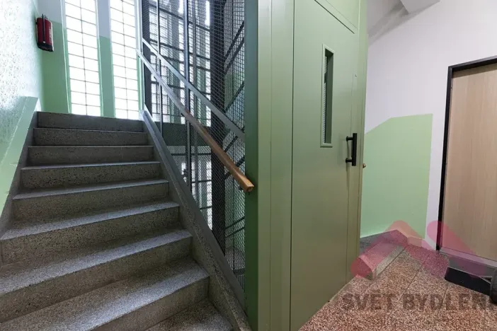 Pronájem bytu 1+1, Praha - Záběhlice, Na Chodovci, 39 m2