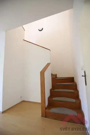 Pronájem rodinného domu, Vestec, Na Suchých, 142 m2