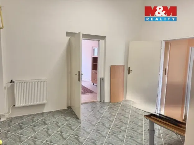 Pronájem kanceláře, Chomutov, Ruská, 125 m2