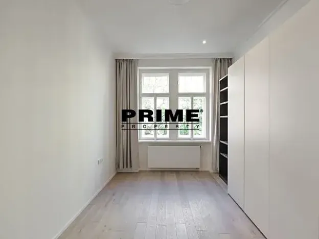 Pronájem bytu 3+1, Praha - Vinohrady, náměstí Jiřího z Poděbrad, 139 m2