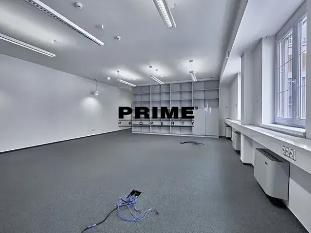 Pronájem kanceláře, Praha - Nové Město, Soukenická, 260 m2