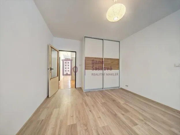 Pronájem bytu 2+1, Jindřichův Hradec, sídliště Vajgar, 62 m2