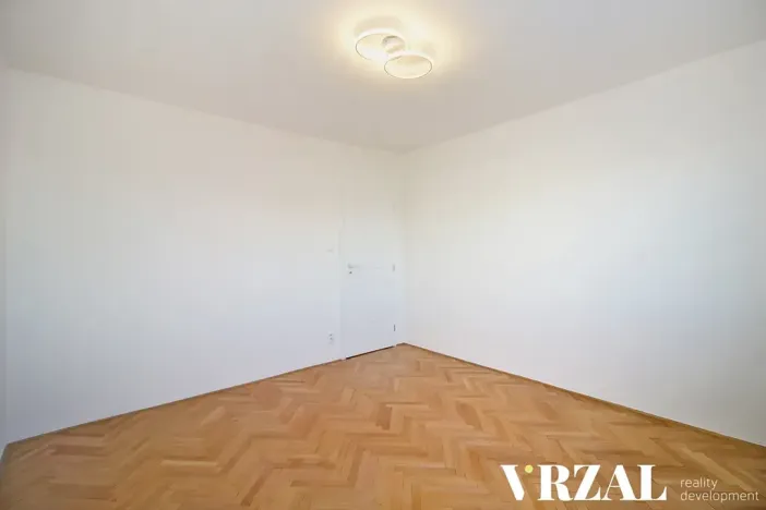 Prodej bytu 3+1, Plzeň, Smrková, 66 m2