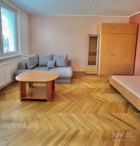 Pronájem bytu 1+1, Cheb, Přátelství, 35 m2