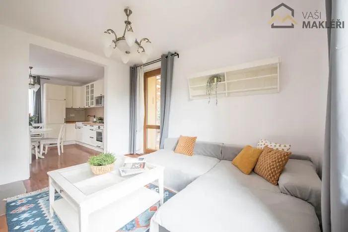 Pronájem rodinného domu, Mochov, Na Zátiší, 183 m2