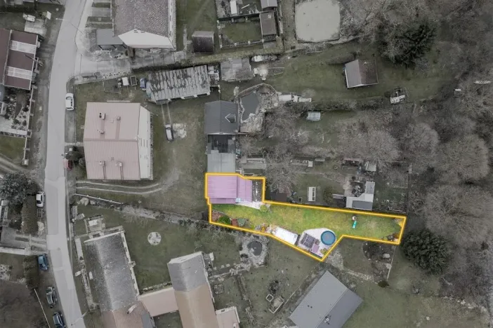 Prodej bytu 3+1, Lásenice, 60 m2