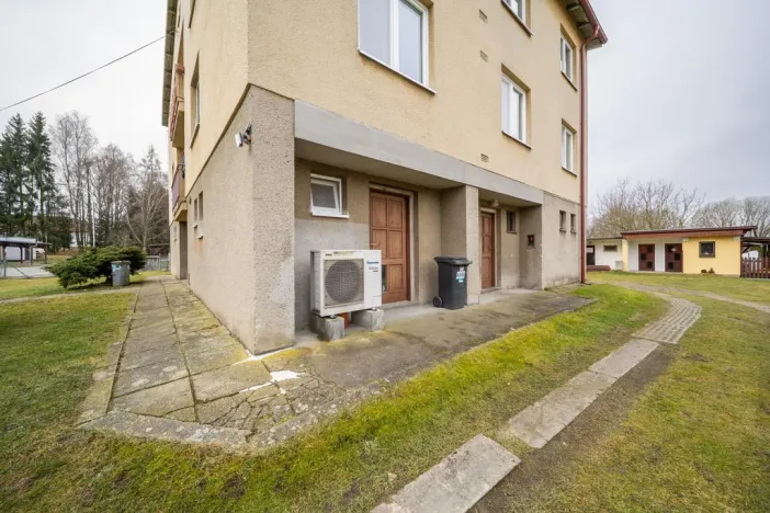 Prodej bytu 3+1, Lásenice, 60 m2