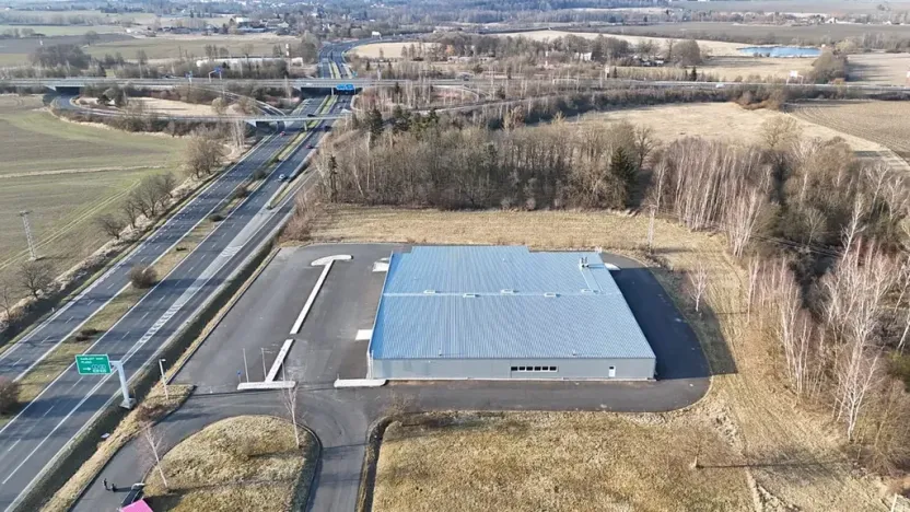 Prodej výrobních prostor, Cheb, 2435 m2