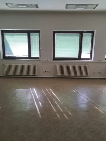 Pronájem kanceláře, Skuteč, Husova, 69 m2