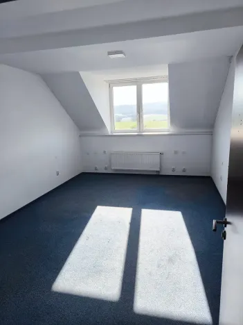 Pronájem kanceláře, Ostrovačice, Veveří, 21 m2