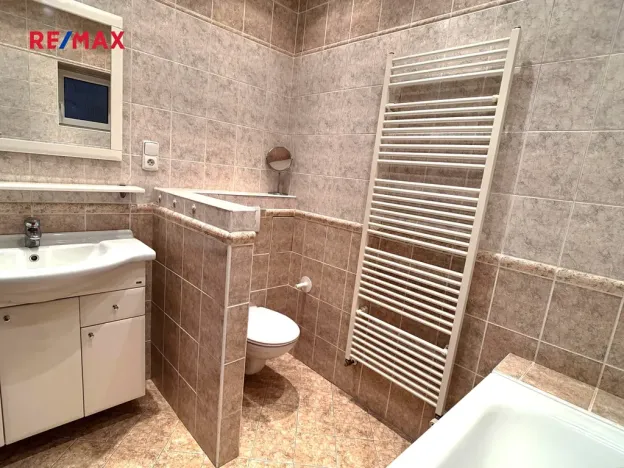 Prodej bytu 1+1, Praha - Holešovice, Stupkova, 55 m2