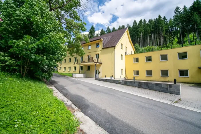 Pronájem bytu 1+kk, Jeseník, Na Mýtince, 36 m2