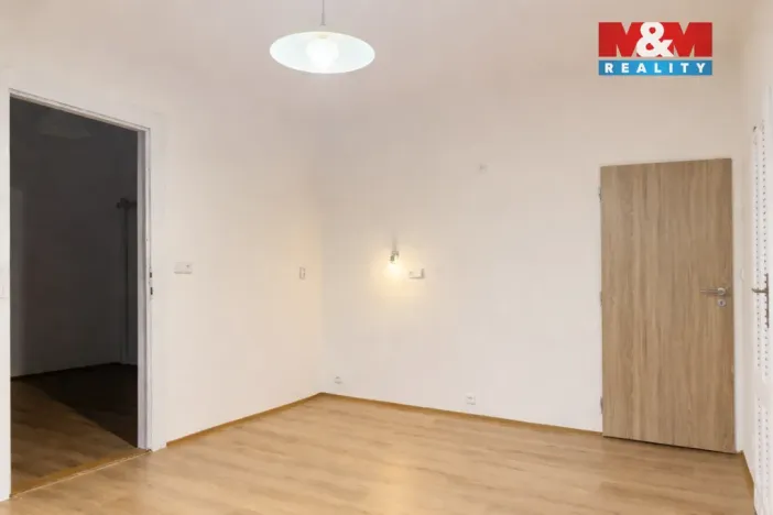 Pronájem bytu 2+1, Plzeň - Jižní Předměstí, Němejcova, 67 m2