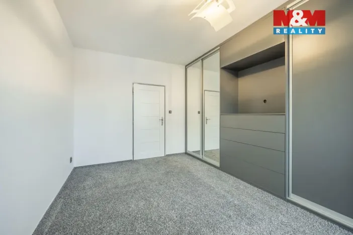 Pronájem bytu 2+1, Kralupy nad Vltavou - Lobeček, Předmostí, 54 m2