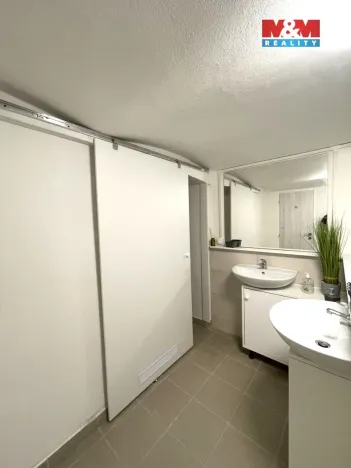 Pronájem obchodního prostoru, Ostrava - Vítkovice, Zengrova, 100 m2