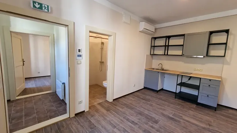 Pronájem bytu 2+kk, Litoměřice, Mírové náměstí, 37 m2