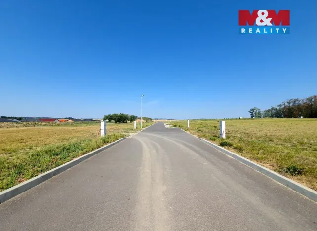 Prodej pozemku pro bydlení, Valeč, 939 m2