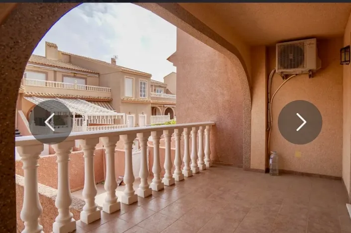 Prodej rodinného domu, Grand Alacant, Santa Pola , Alicante, Costa Blanca, Španělsko, 95 m2