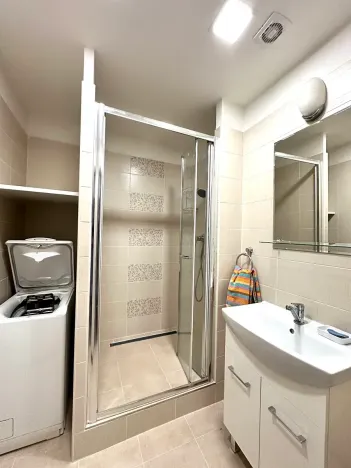 Pronájem bytu 3+kk, Praha, 69 m2