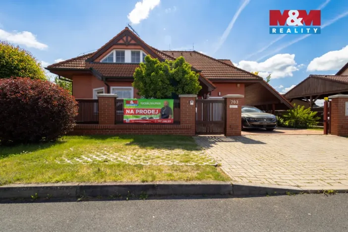 Prodej rodinného domu, Veltrusy, U Stadionu, 180 m2