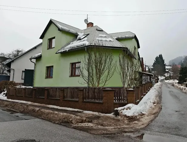 Prodej rodinného domu, Stará Paka, Sokolská, 231 m2