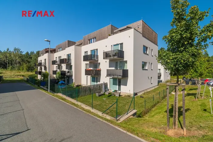 Pronájem bytu 1+kk, Plzeň, K Zelené louce, 40 m2