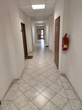 Pronájem kanceláře, Kolín, Plynárenská, 167 m2