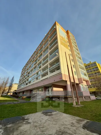 Pronájem bytu 2+1, Praha - Vršovice, Uzbecká, 56 m2