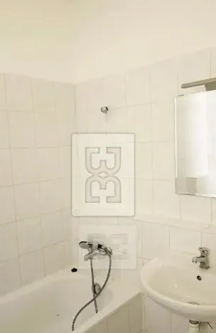 Prodej bytu 2+kk, Praha - Čakovice, Hakenova, 54 m2