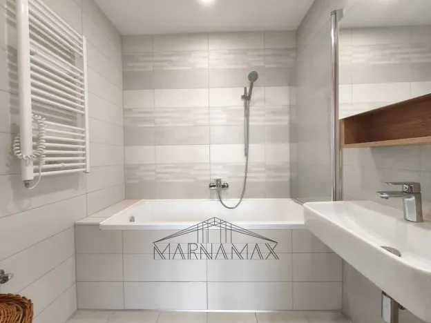 Prodej bytu 3+1, Chomutov, Šafaříkova, 72 m2