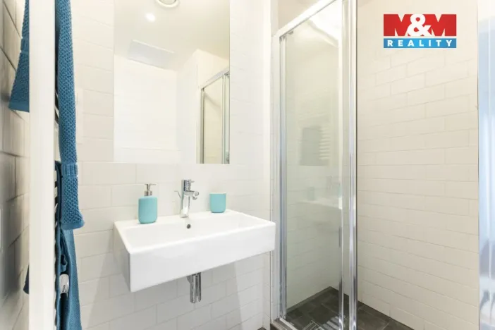 Pronájem bytu 1+kk, Hradec Králové - Nový Hradec Králové, třída Edvarda Beneše, 20 m2