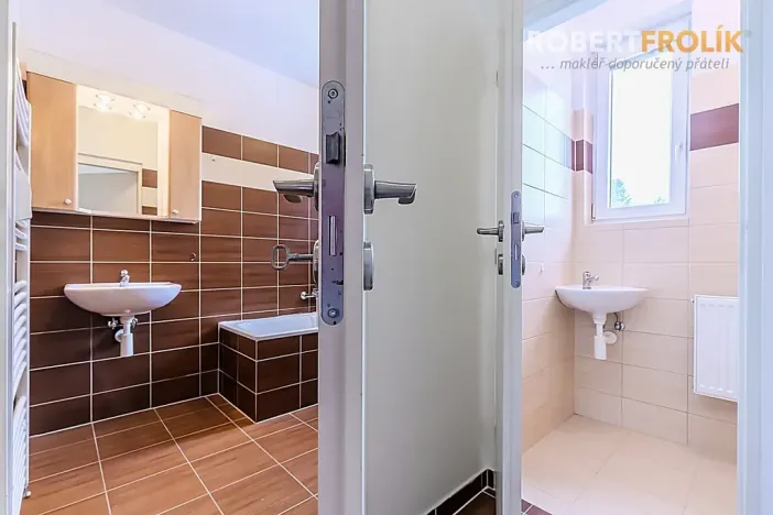 Pronájem bytu 2+1, Praha - Čakovice, U Párníků, 61 m2