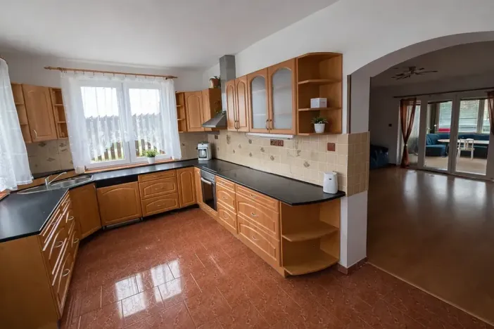 Prodej rodinného domu, Týnec nad Labem, 149 m2