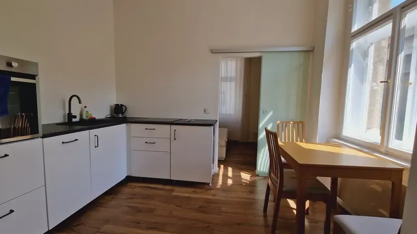 Pronájem bytu 2+1, Praha - Nusle, Oldřichova, 40 m2