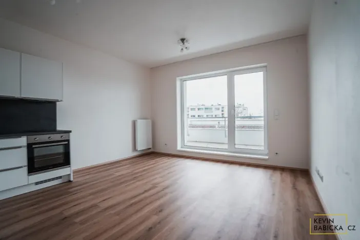 Pronájem bytu 1+kk, Brno - Sadová, Kumpoštova, 30 m2